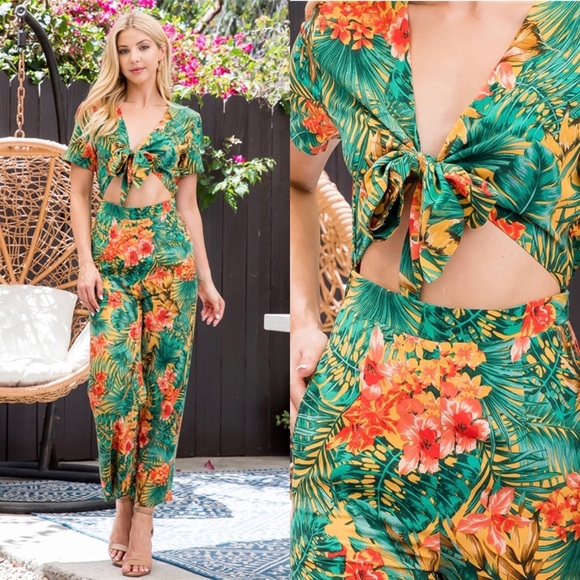 NEW WOMENS ARRIVAL TROPICAL FLORAL CROPPED BOW TIE GREEN YELLOW FLORAL JUMPSUIT - Picture 3 of 9